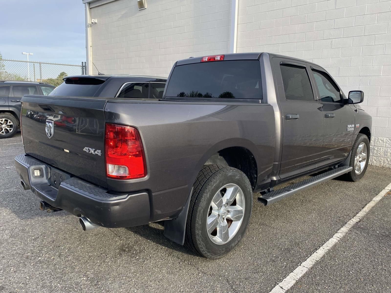 Used 2019 RAM 1500 Express w/ Express Value Package image 5