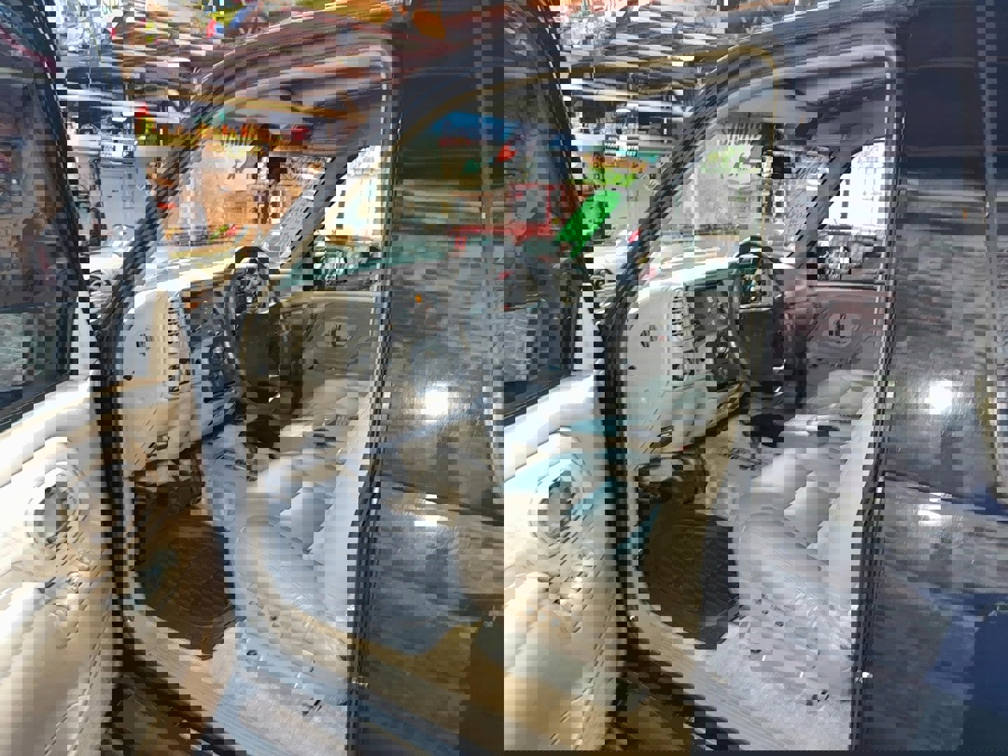 Used 1995 GMC Yukon SLE image 15