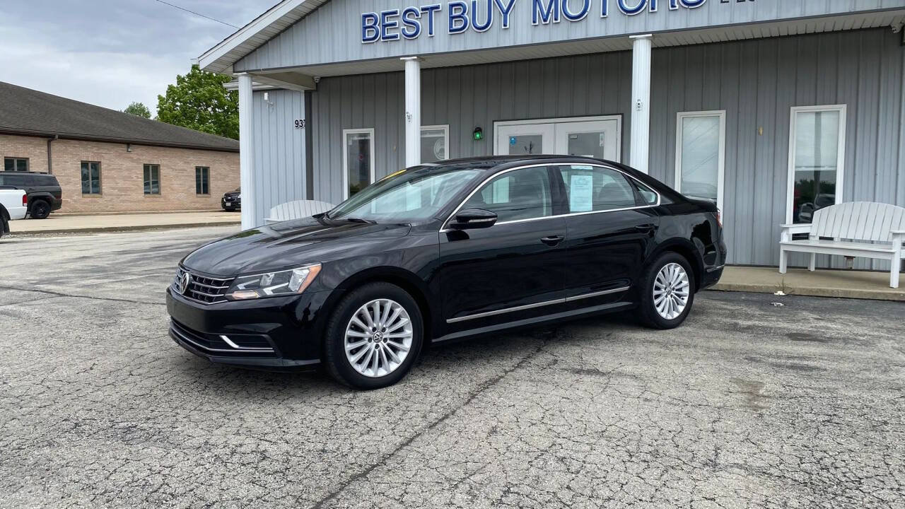 Used 2016 Volkswagen Passat 1.8T SE FWD image 1