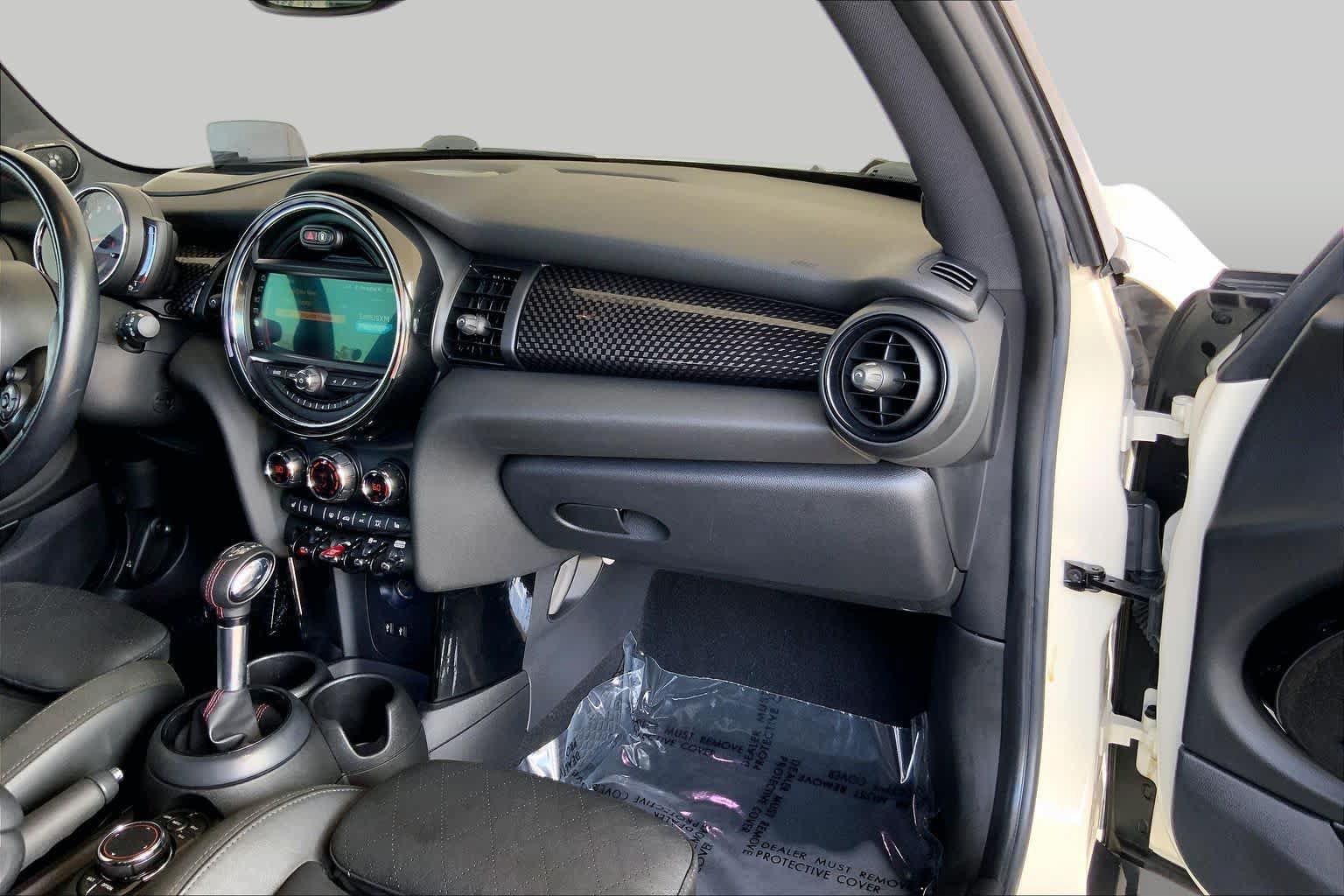 Used 2019 MINI Cooper S w/ Signature Upholstery Package FWD image 19