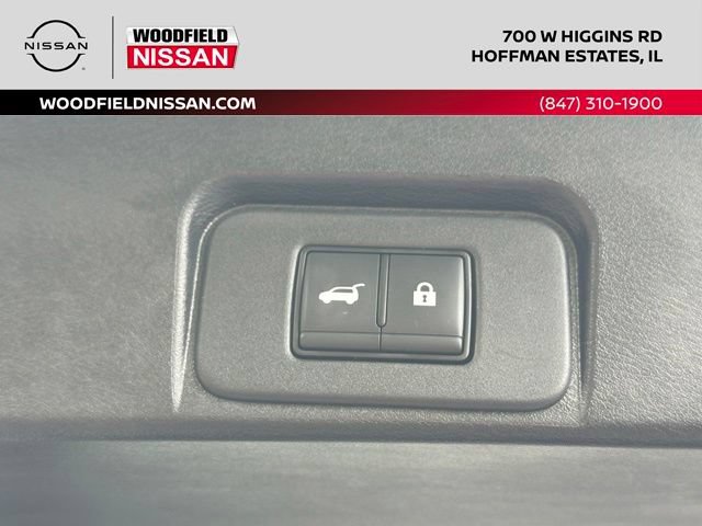 Certified 2025 Nissan Rogue SV AWD/4WD image 18
