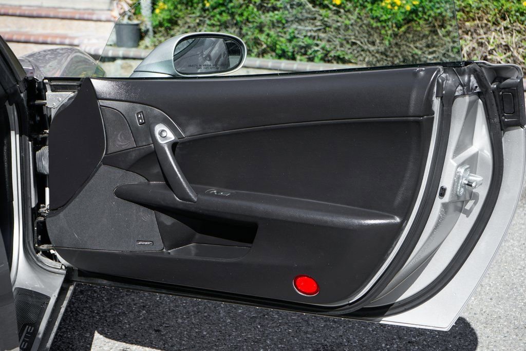 Used 2006 Chevrolet Corvette Coupe w/ Preferred Equipment Group image 43