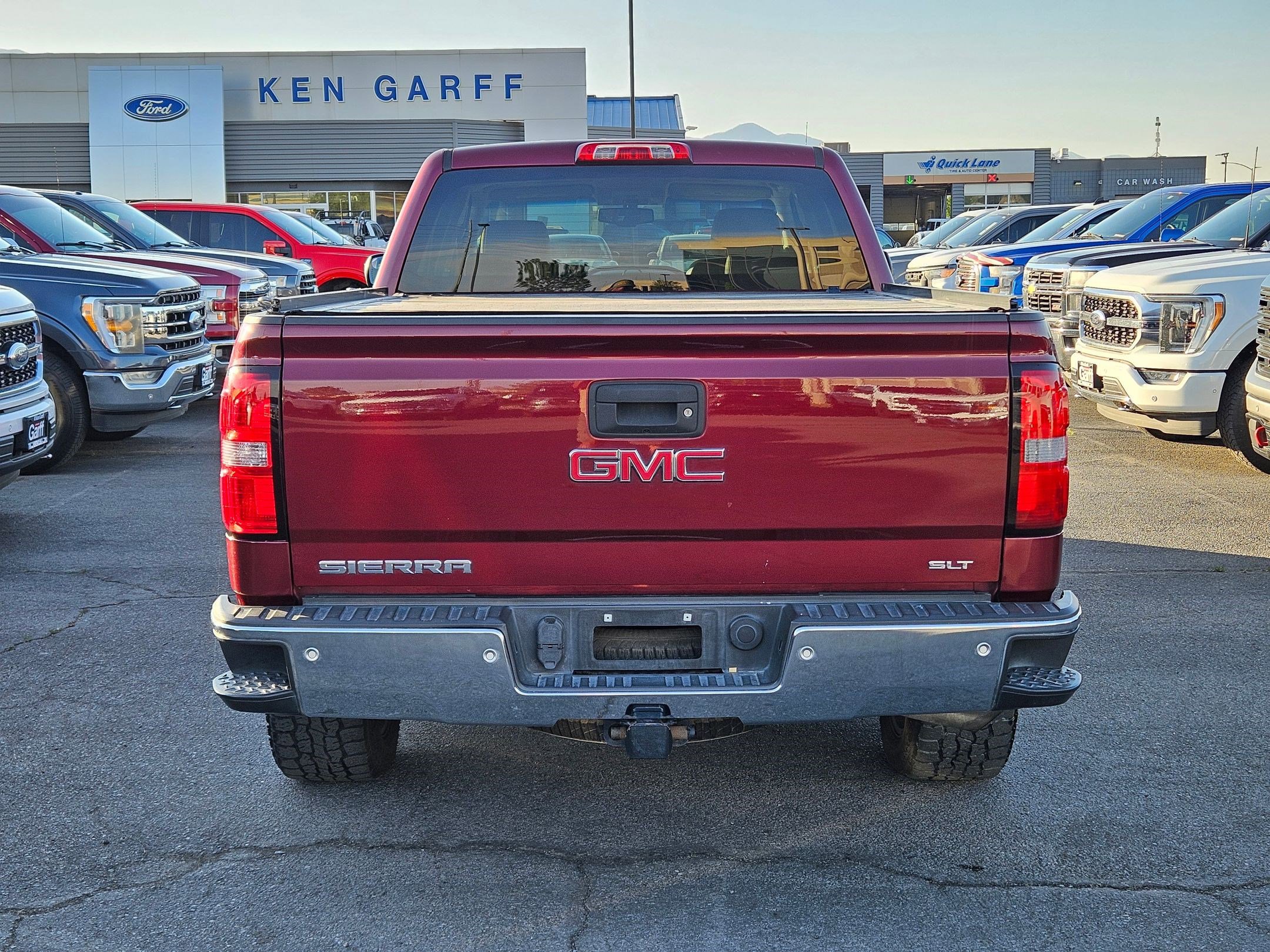 Used 2014 GMC Sierra 1500 SLT w/ SLT Crew Cab Value Package AWD/4WD image 7