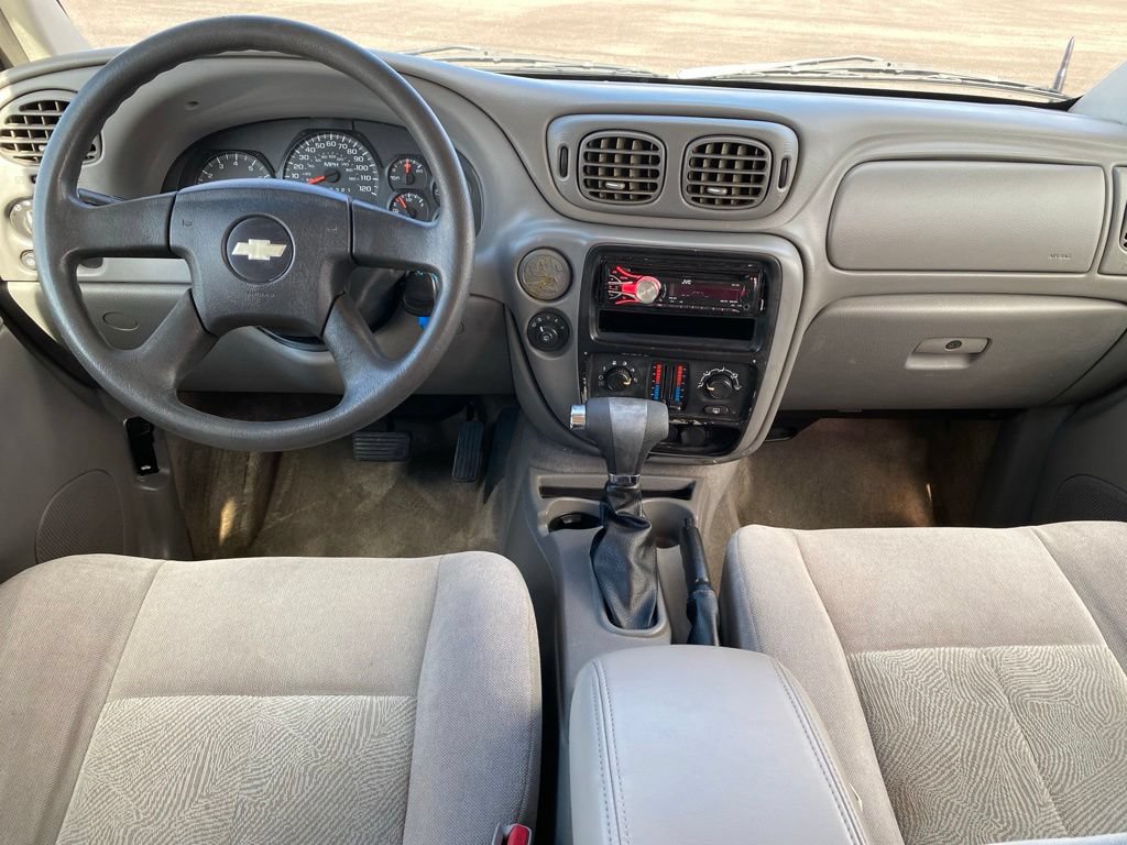 Used 2006 Chevrolet TrailBlazer LS w/ LS Preferred Equipment Group RWD image 4