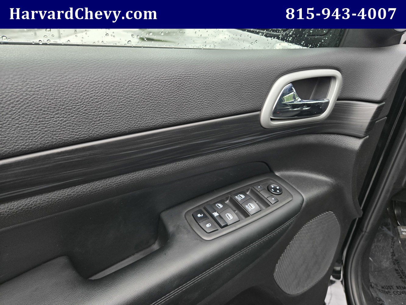 Used 2021 Jeep Grand Cherokee Laredo AWD/4WD image 35
