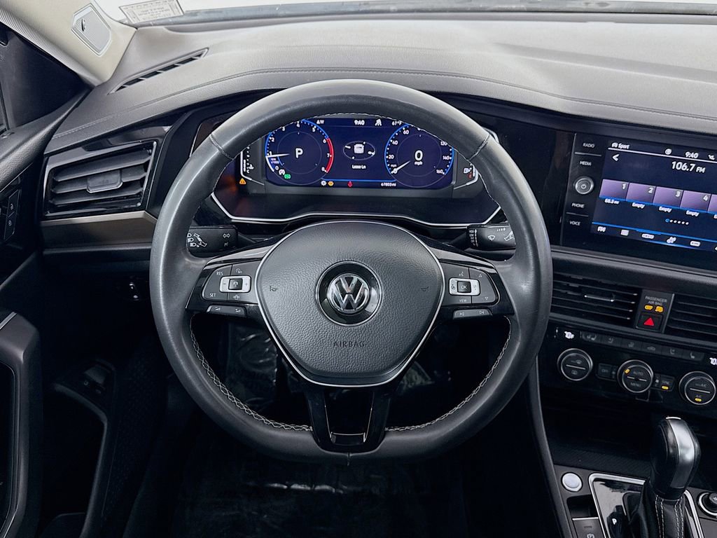 Used 2021 Volkswagen Jetta SEL Premium image 29