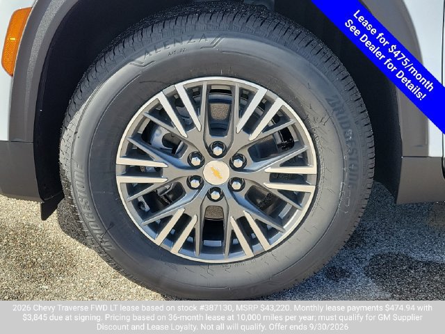 New 2027 Chevrolet Traverse LT w/ LPO, Floor Liner Package FWD image 6