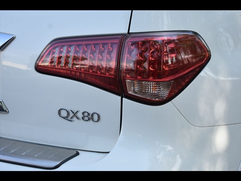 Used 2014 INFINITI QX80 2WD w/ Deluxe Touring Package image 54