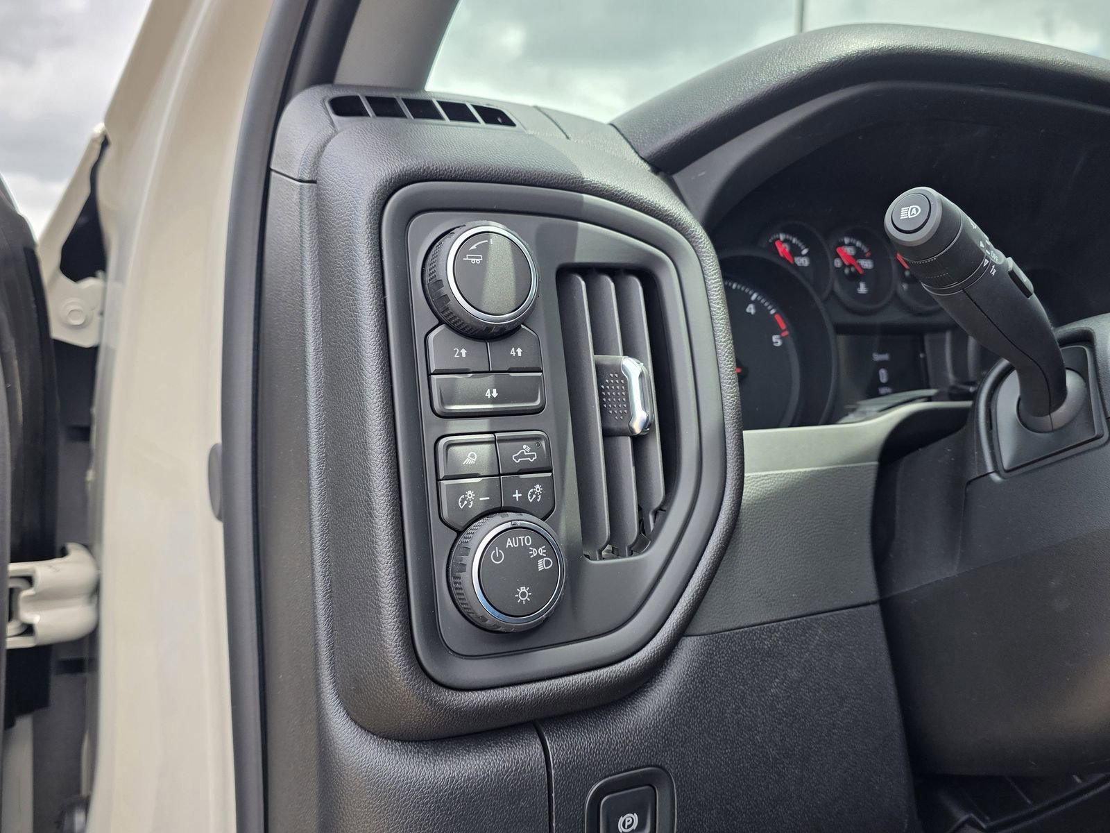 New 2026 Chevrolet Silverado 2500 Custom AWD/4WD image 18