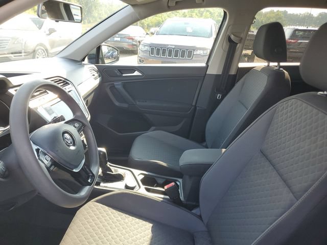 Used 2019 Volkswagen Tiguan S w/ Driver Assistance Package AWD/4WD image 11