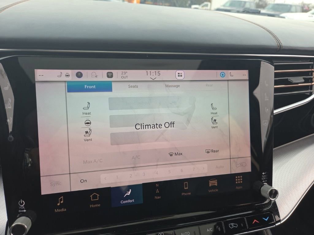 Used 2022 Jeep Grand Wagoneer Series III w/ Rear Seat Video Group 1 image 31