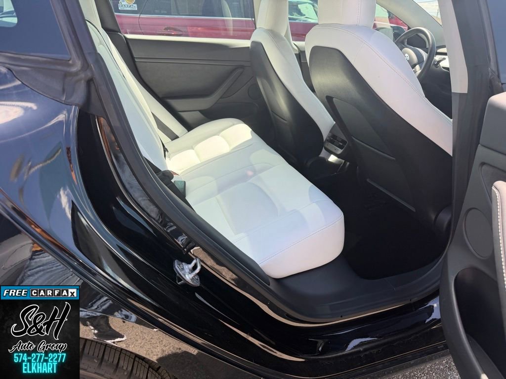 Used 2022 Tesla Model 3 Long Range AWD/4WD image 8