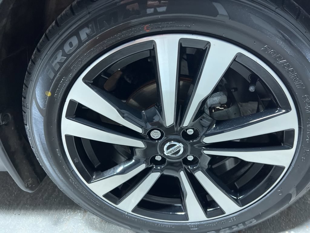 Used 2020 Nissan Kicks SV FWD image 40
