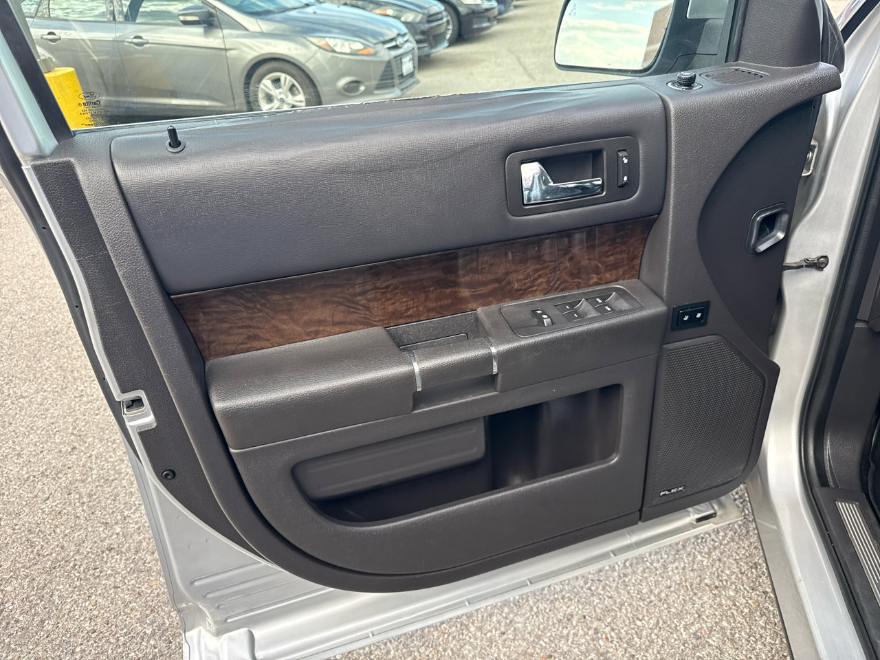 Used 2019 Ford Flex Limited image 14