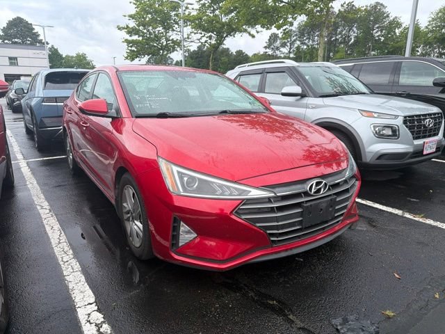 Used 2020 Hyundai Elantra SEL w/ Winter Weather Package FWD image 1