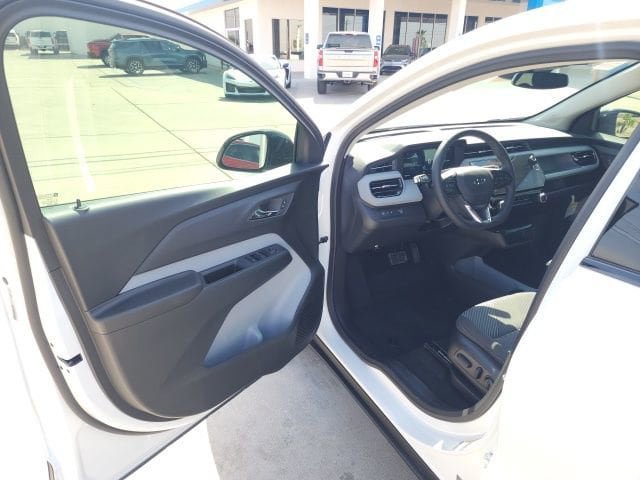New 2027 Chevrolet Bolt LT w/ Comfort Package image 17