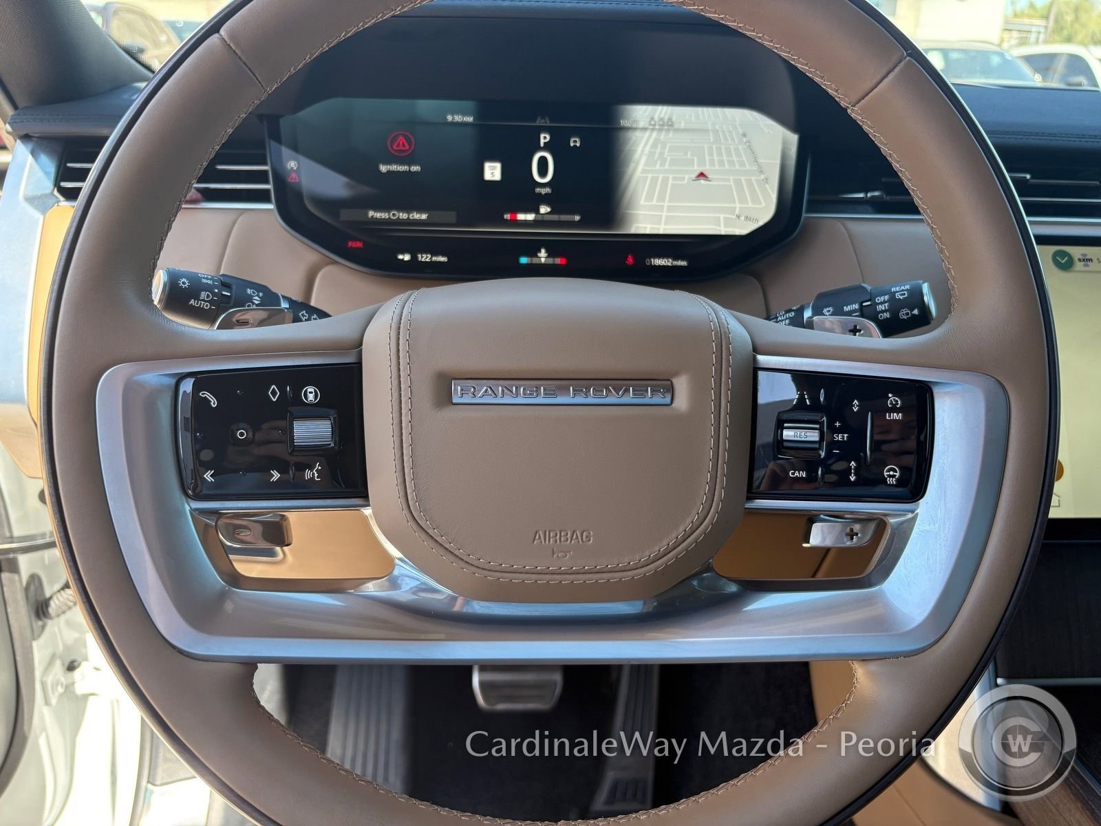 Used 2025 Land Rover Range Rover SE AWD/4WD image 19
