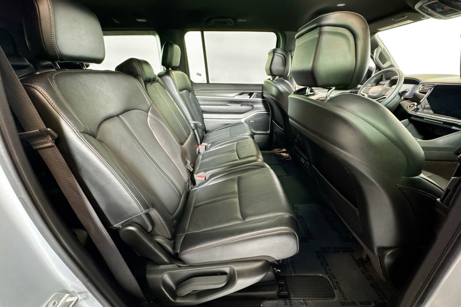 Used 2023 Jeep Wagoneer Series II image 26