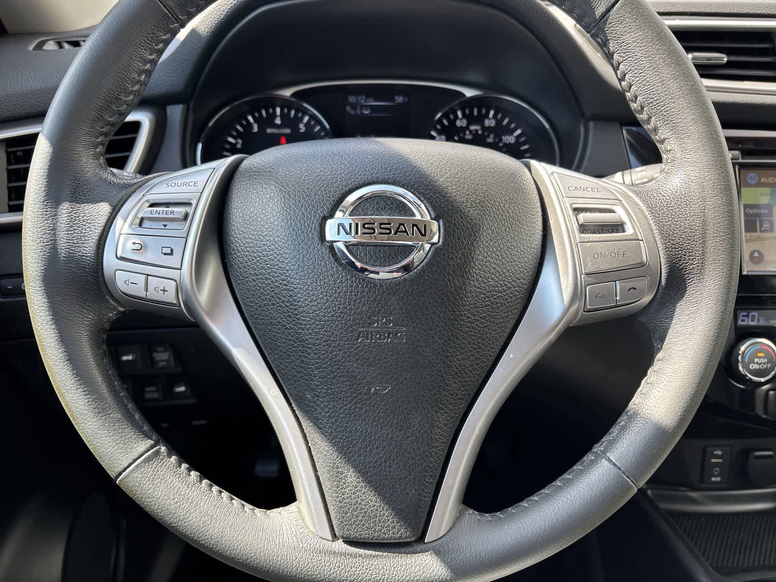 Used 2015 Nissan Rogue SL w/ SL Premium Package AWD/4WD image 9