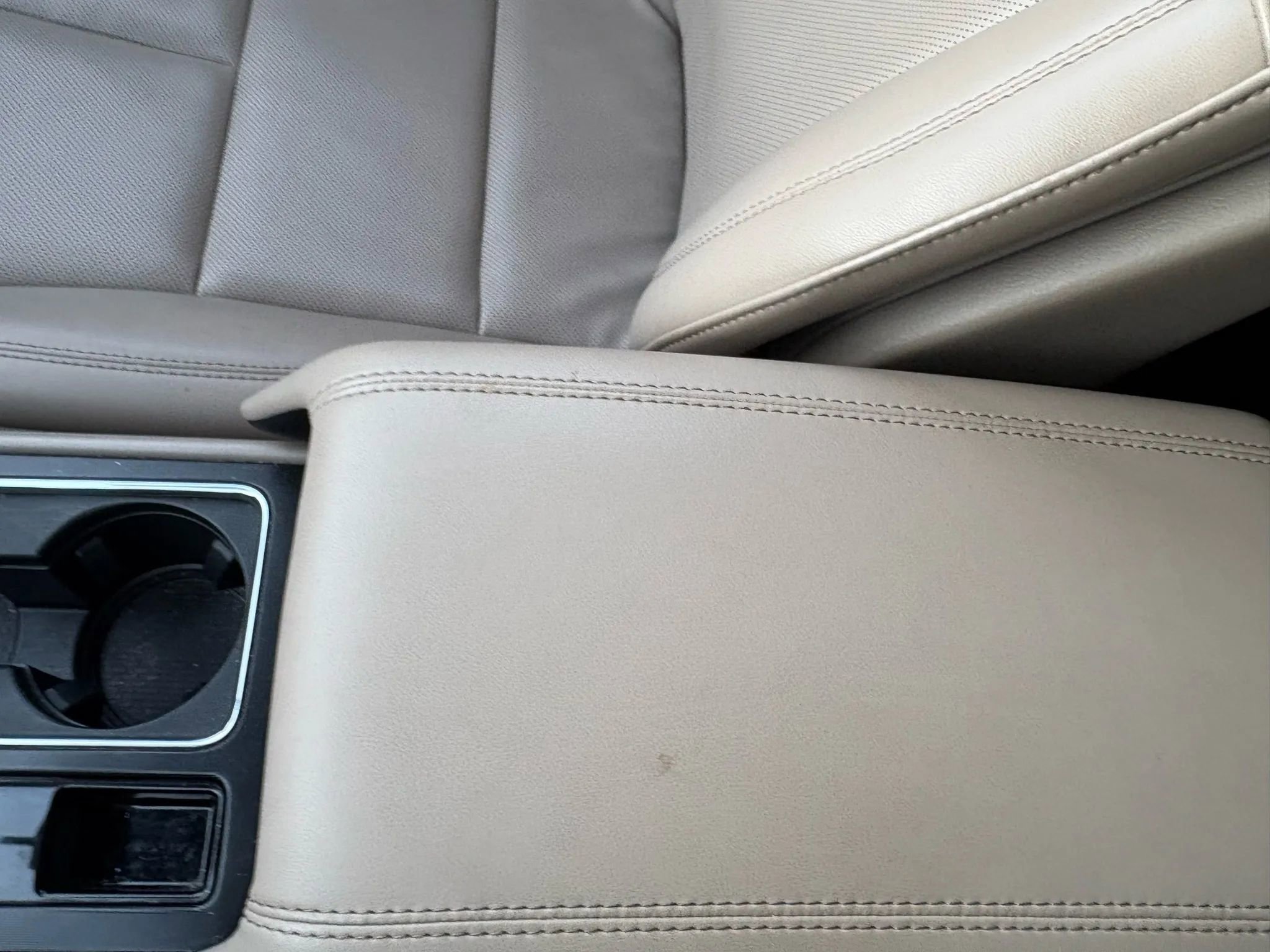 Used 2020 Lincoln Corsair Sport Utility 4D w/ Equipment Group 101A image 17