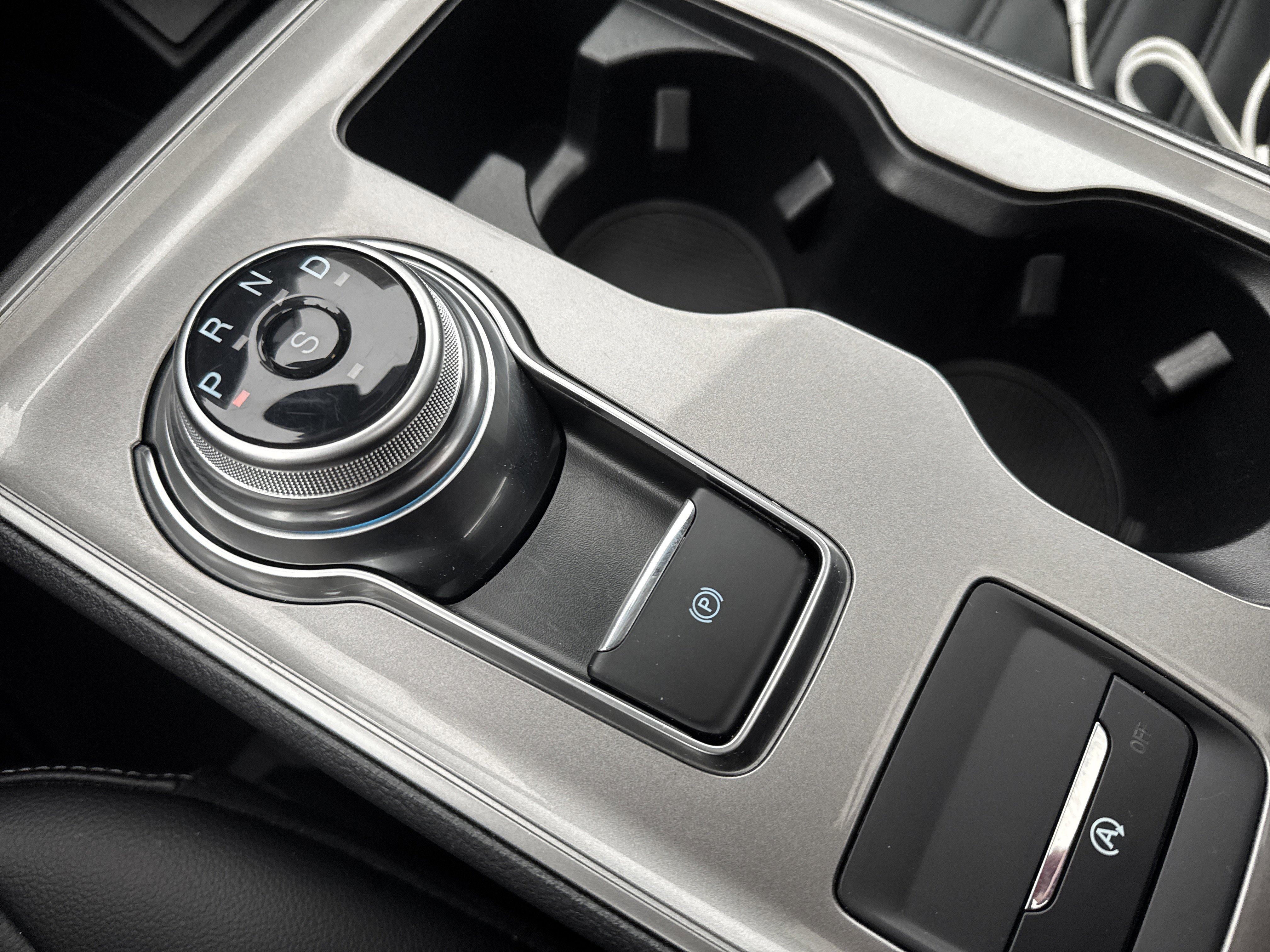 Used 2024 Ford Edge SEL w/ Convenience Package image 20