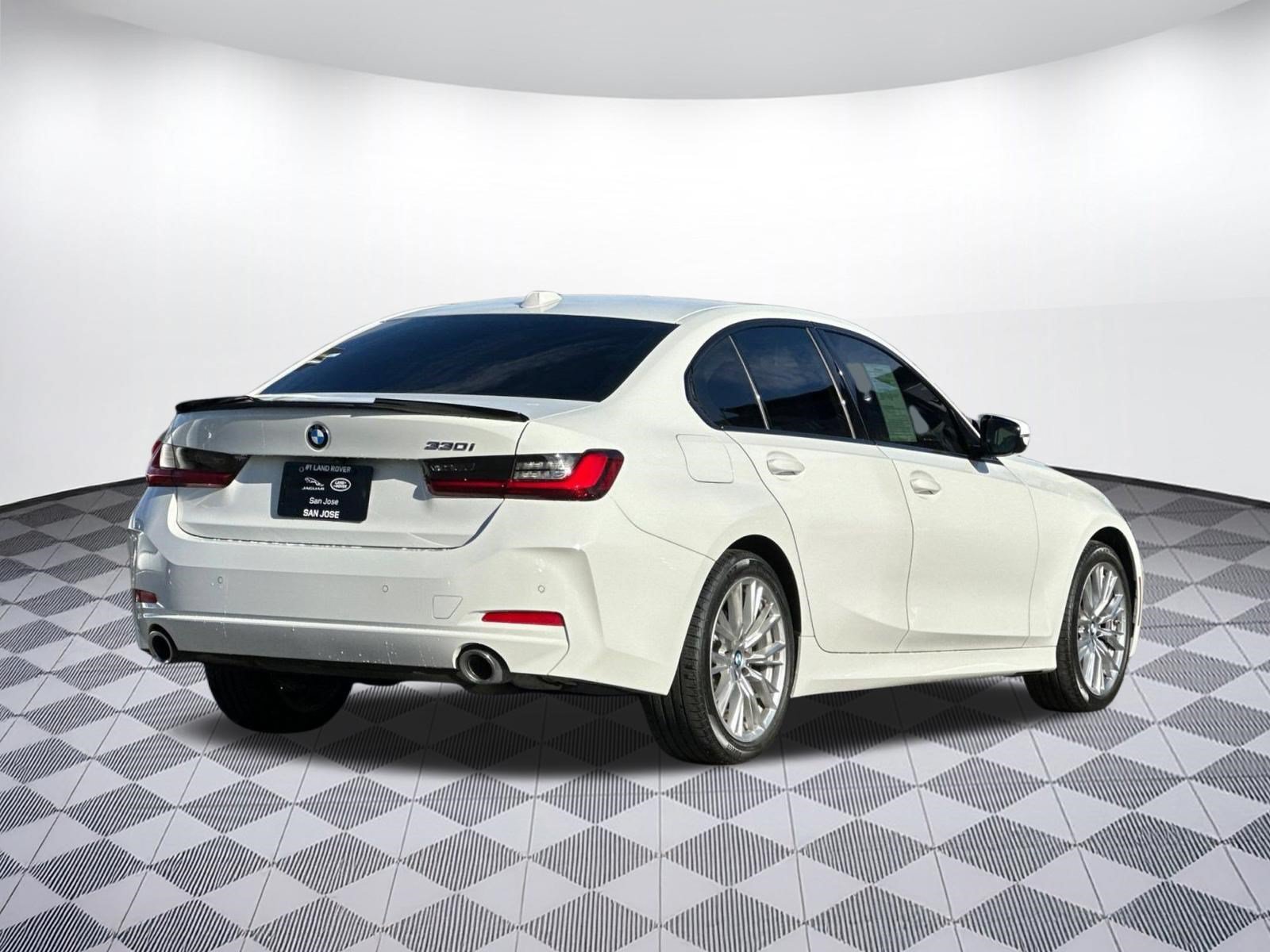 Used 2023 BMW 330i Sedan w/ Premium Package RWD image 8