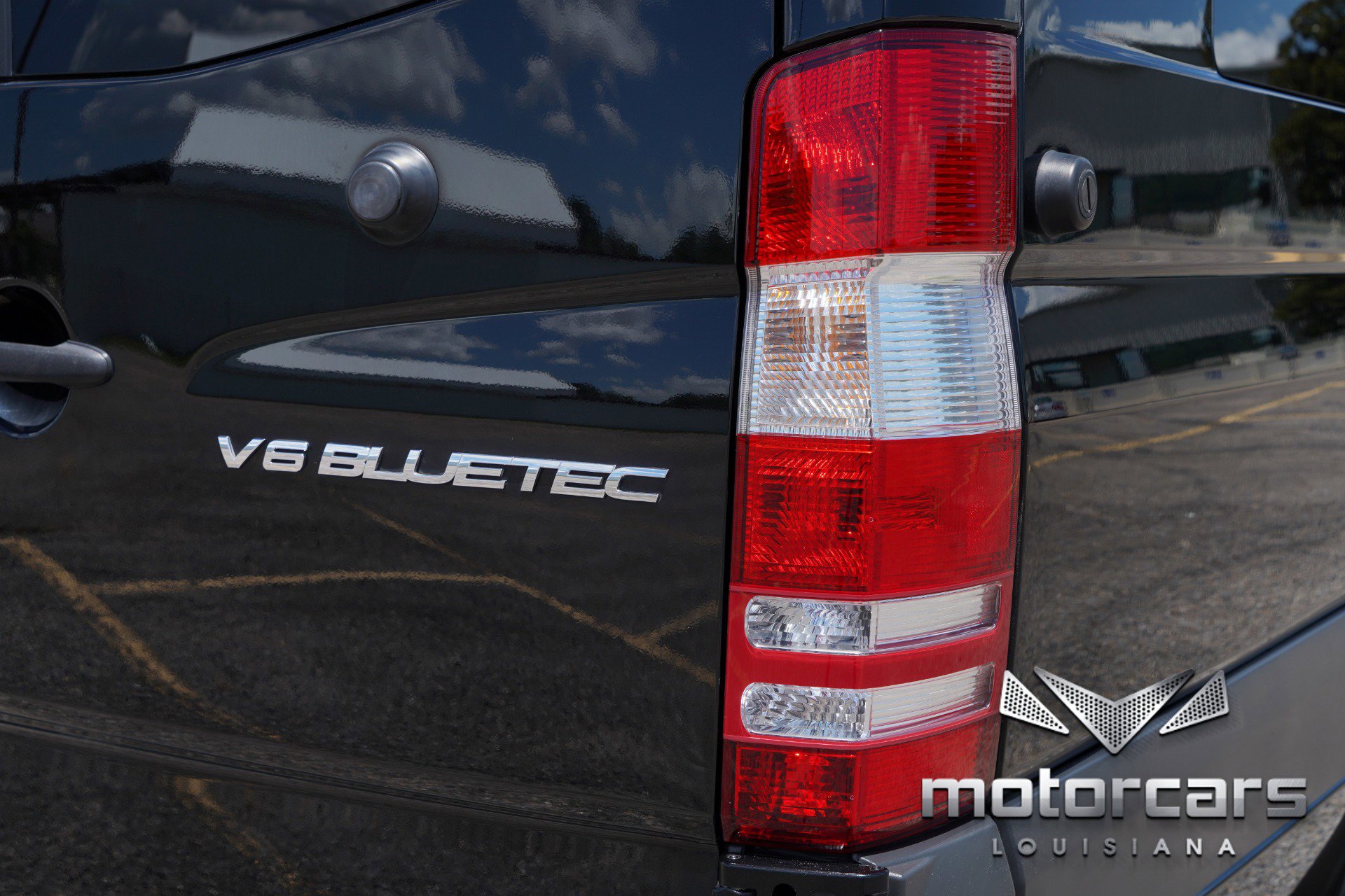 Used 2015 Mercedes-Benz Sprinter 3500 image 17