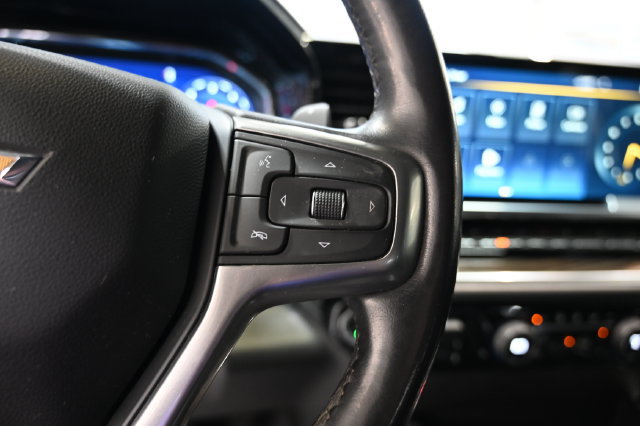 Used 2022 Chevrolet Silverado 1500 LT AWD/4WD image 24