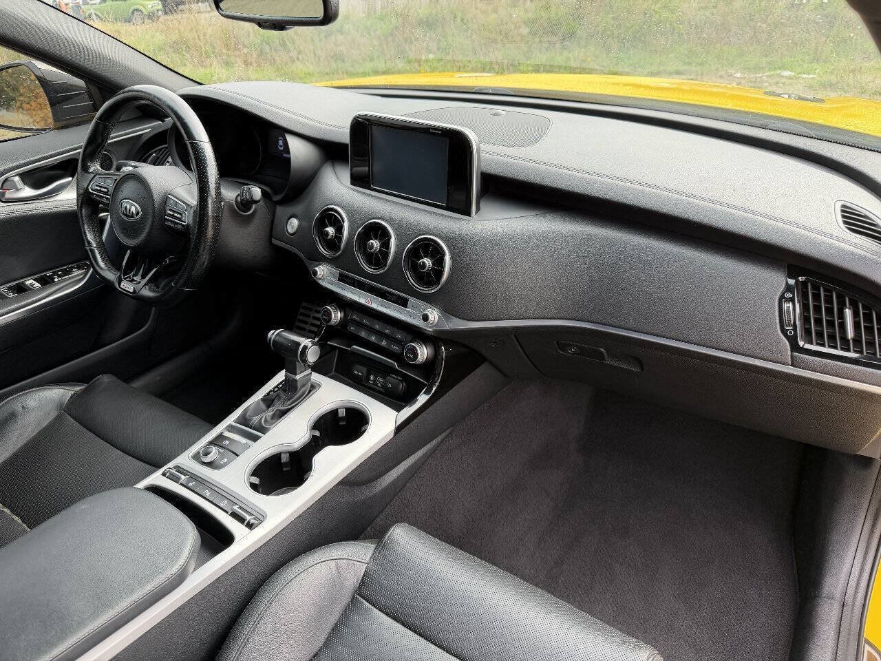 Used 2018 Kia Stinger GT AWD/4WD image 5