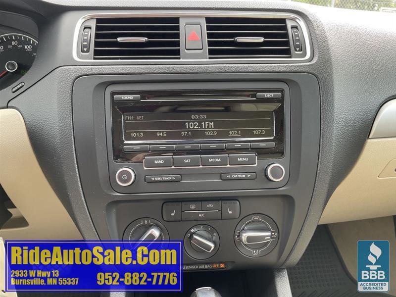 Used 2013 Volkswagen Jetta SE FWD image 20
