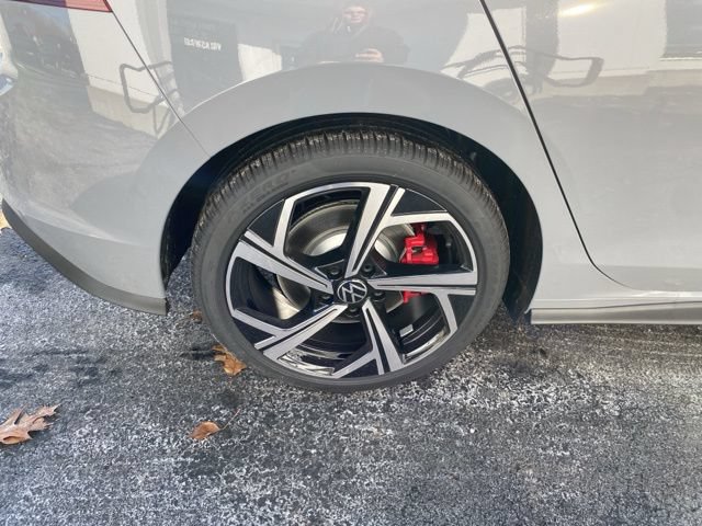 New 2026 Volkswagen GTI SE FWD image 20