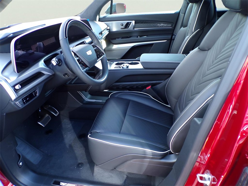 New 2026 Cadillac Vistiq Platinum image 7