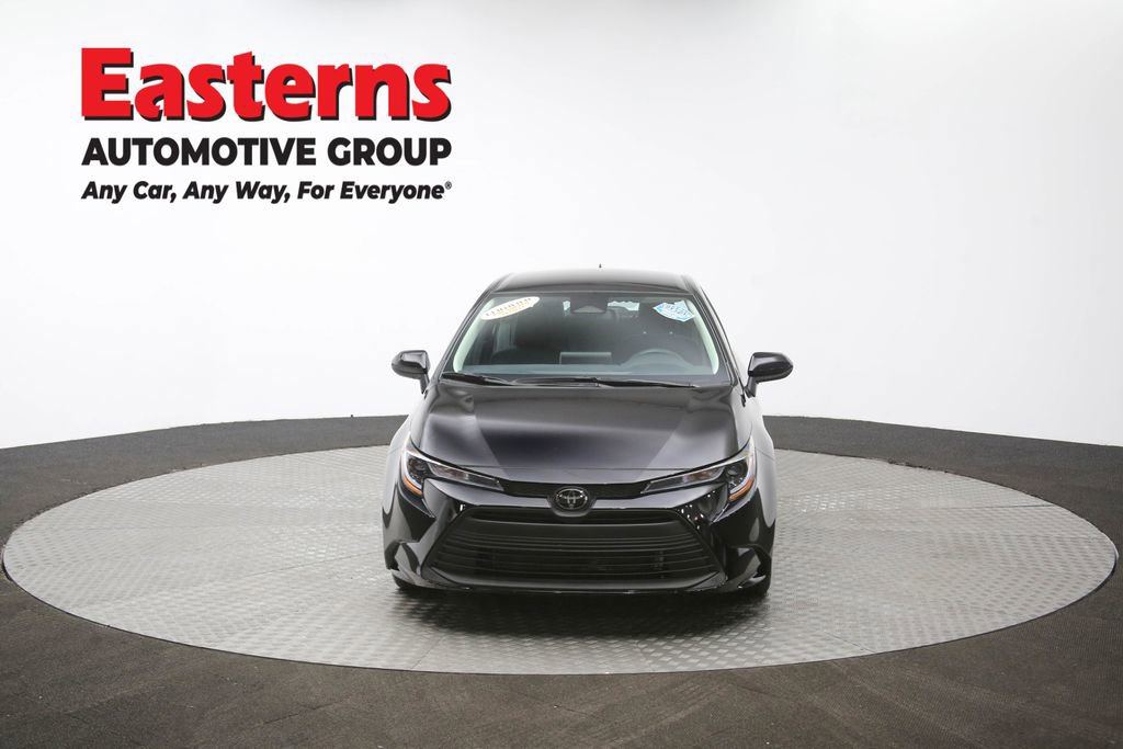 Used 2025 Toyota Corolla LE image 54