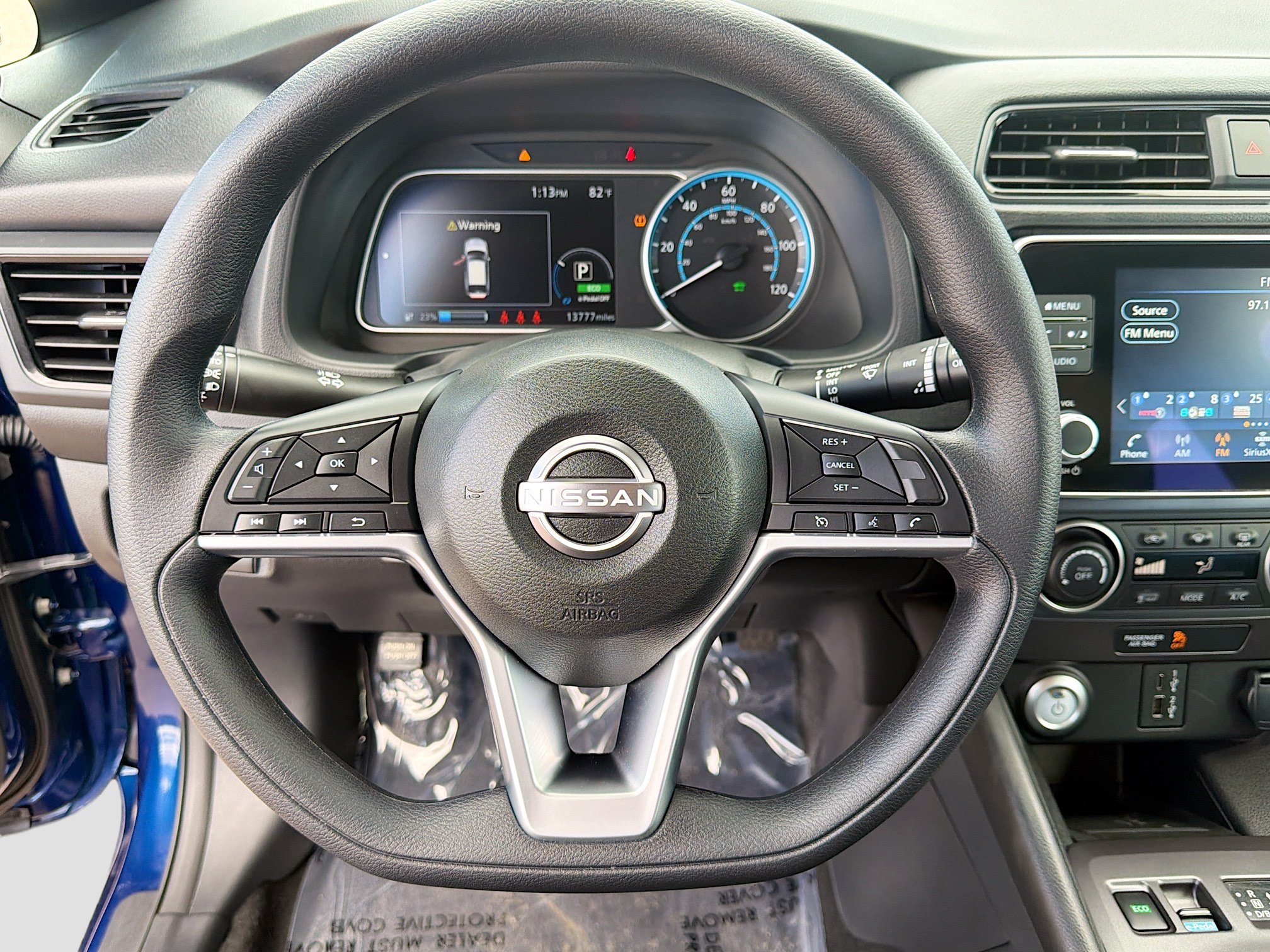 Used 2025 Nissan Leaf S FWD image 18