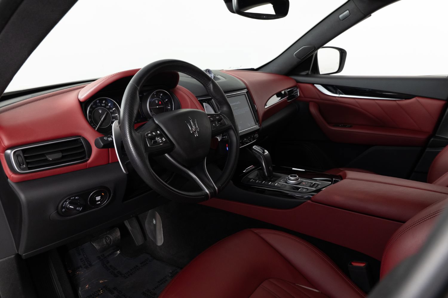 Used 2021 Maserati Levante S AWD/4WD image 12