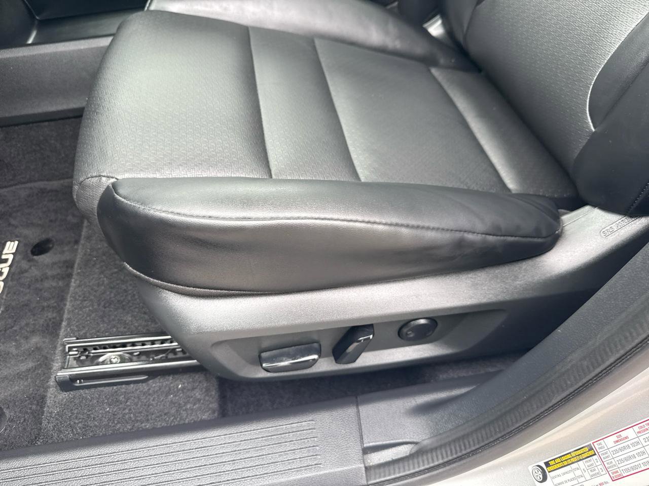 Used 2021 Nissan Rogue SV w/ Premium Package FWD image 15