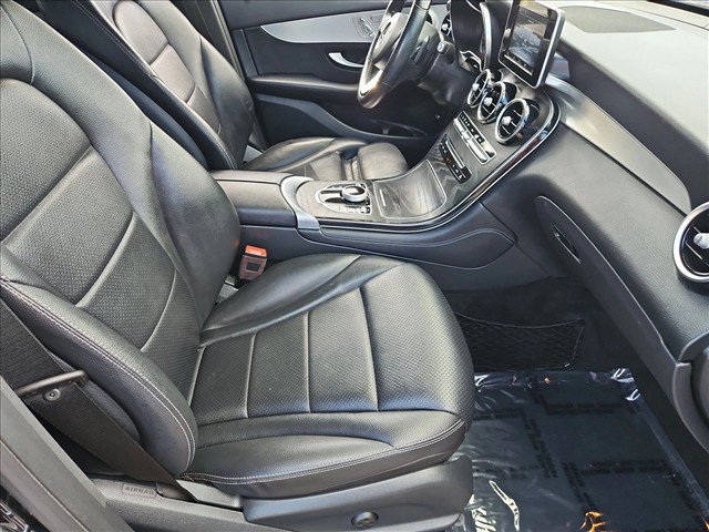 Certified 2019 Mercedes-Benz GLC 300 4MATIC image 27