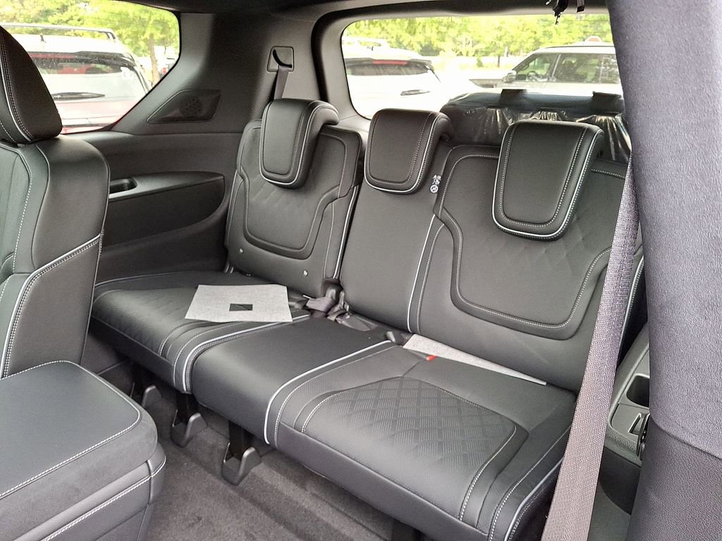 New 2026 INFINITI QX80 Autograph w/ Premium Cargo Package image 7