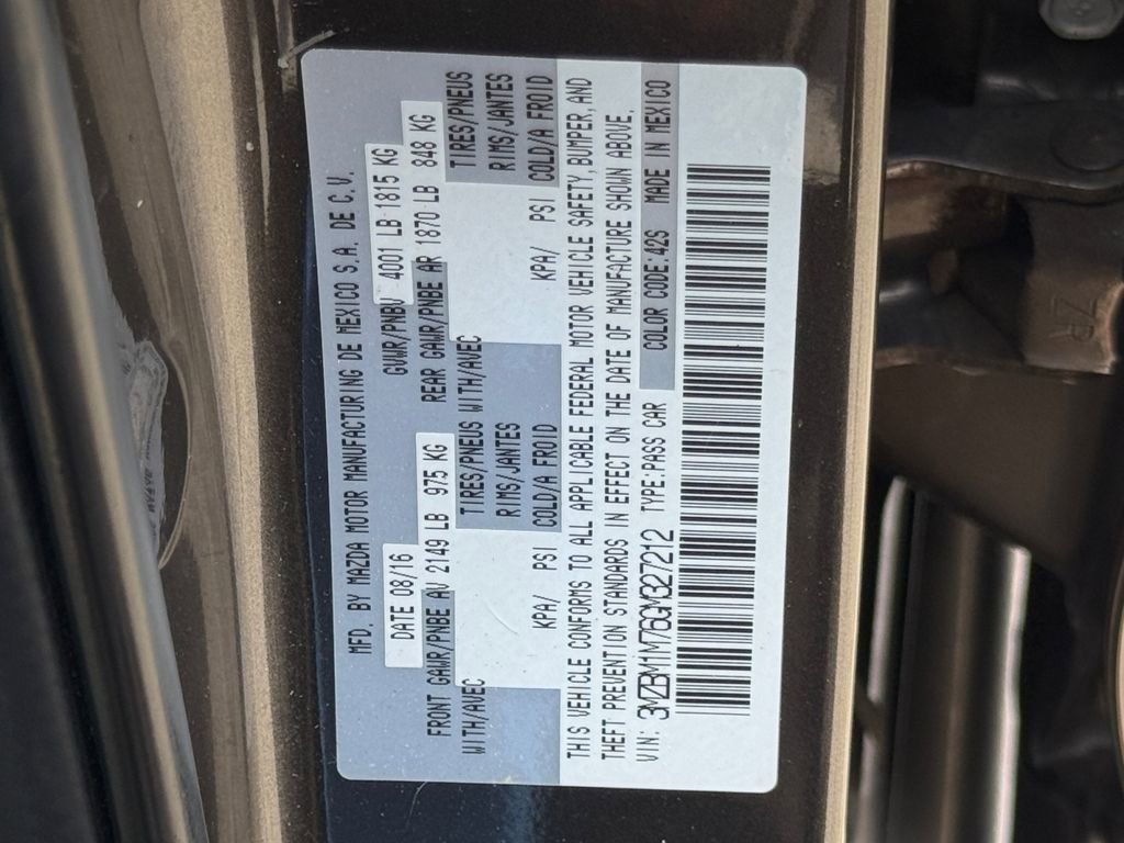 Used 2016 MAZDA MAZDA3 i Touring w/ Popular Equipment Package FWD image 29