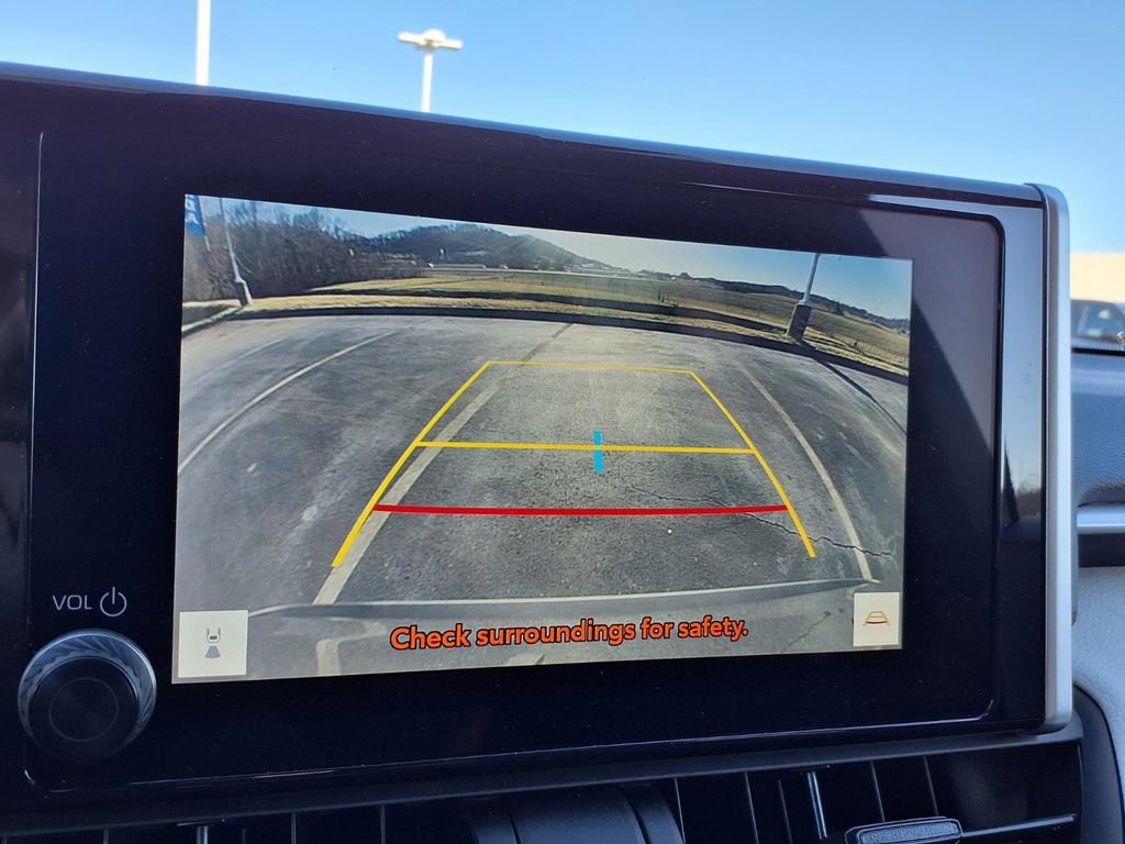 Used 2025 Toyota RAV4 XLE w/ Convenience Package image 19