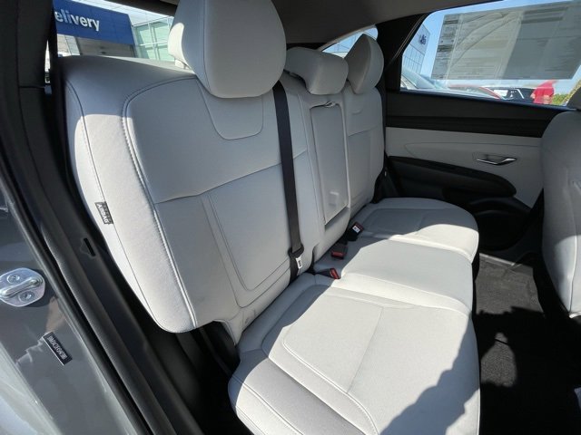 New 2025 Hyundai Tucson SE image 24