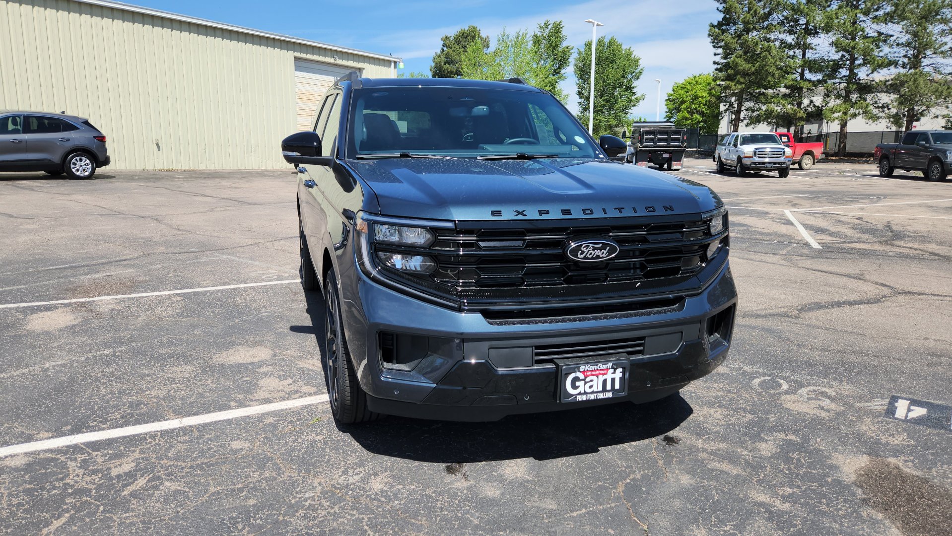New 2026 Ford Expedition Platinum w/ Stealth Performance Package AWD/4WD image 19