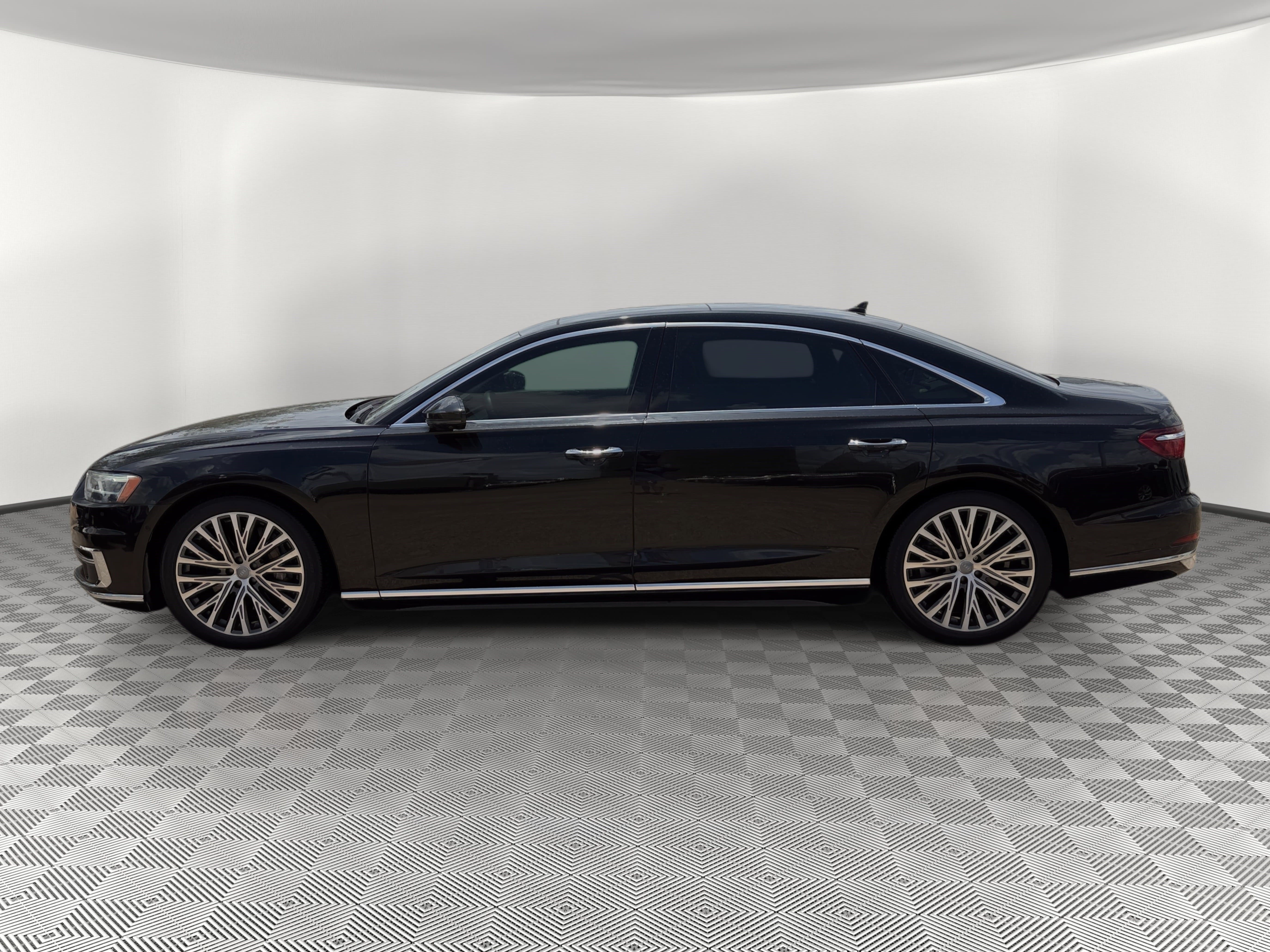 Used 2019 Audi A8 L 3.0T w/ Executive Package AWD/4WD image 2
