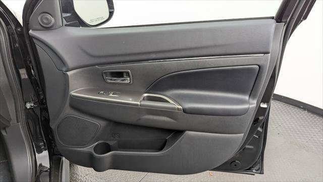 Used 2026 Mitsubishi Outlander Sport SE image 23