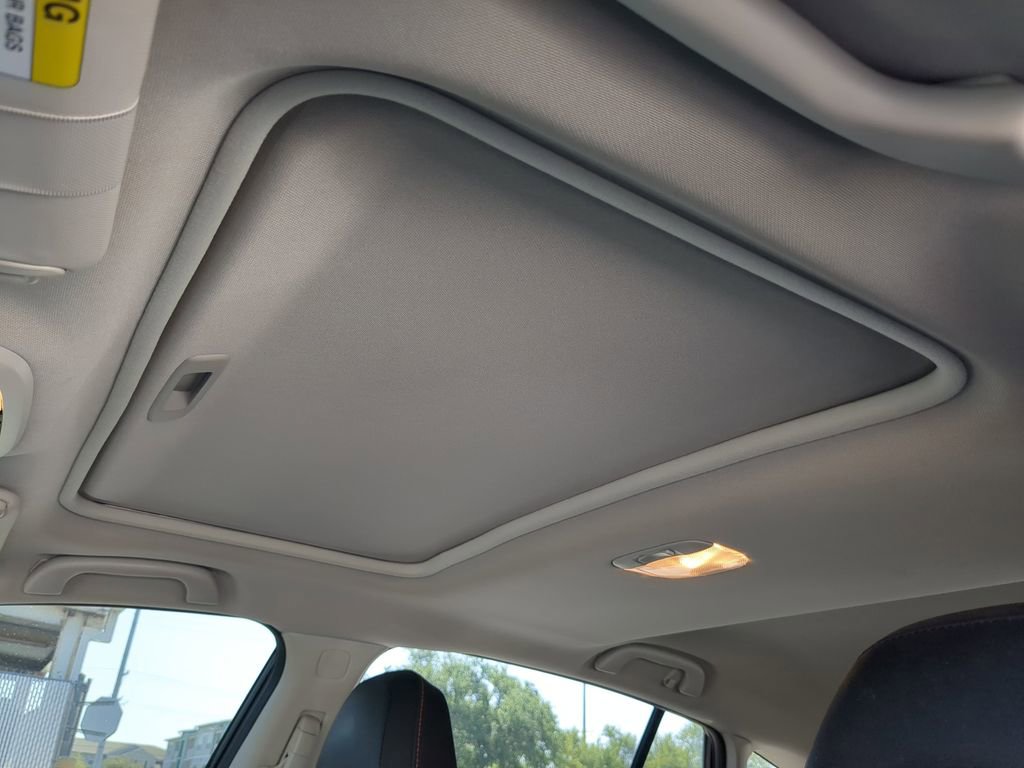 Certified 2023 Subaru Crosstrek 2.5i Limited w/ Moonroof Package image 19