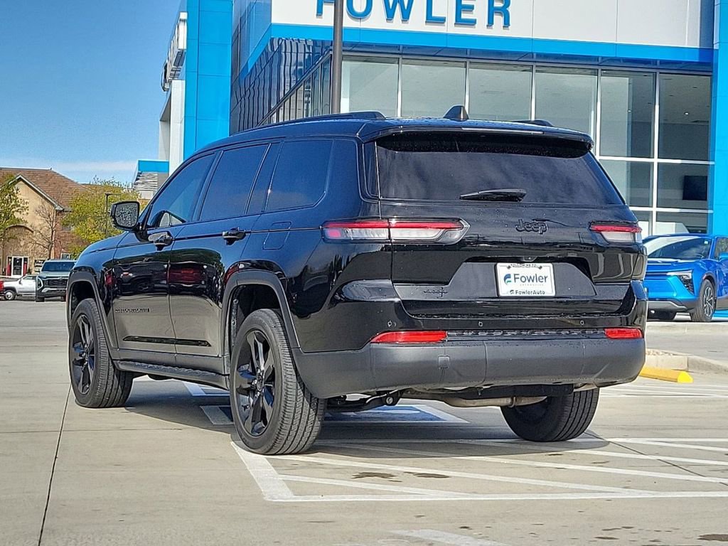 Used 2023 Jeep Grand Cherokee L Laredo AWD/4WD image 6