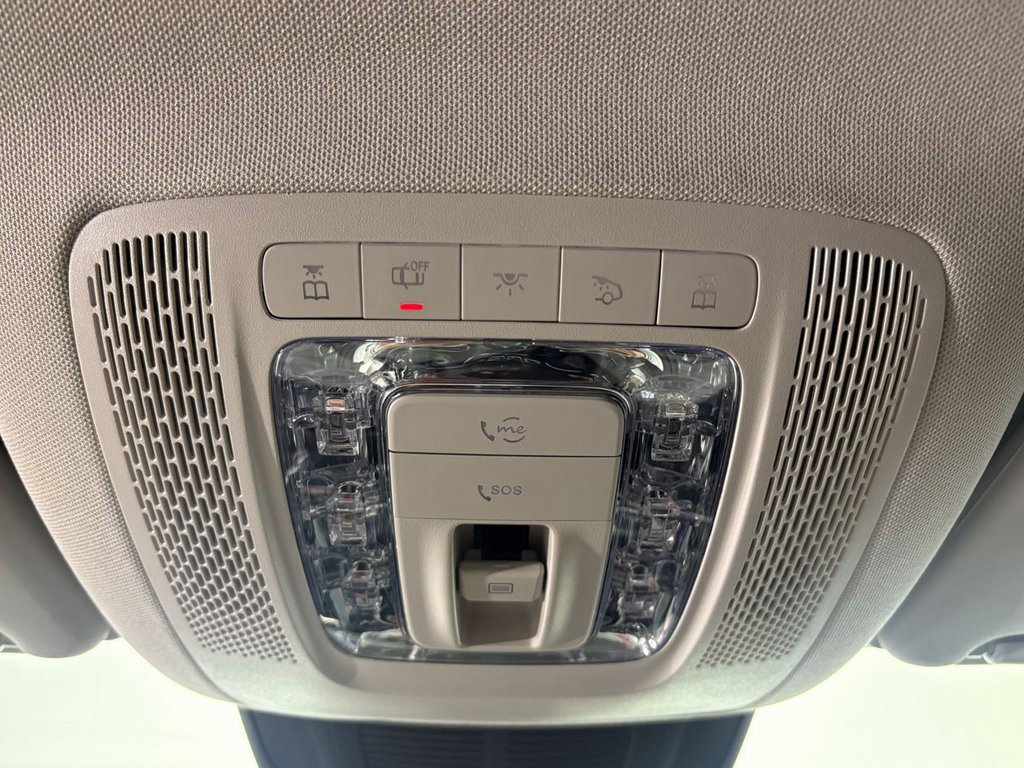 Used 2024 Mercedes-Benz GLS 450 4MATIC image 24