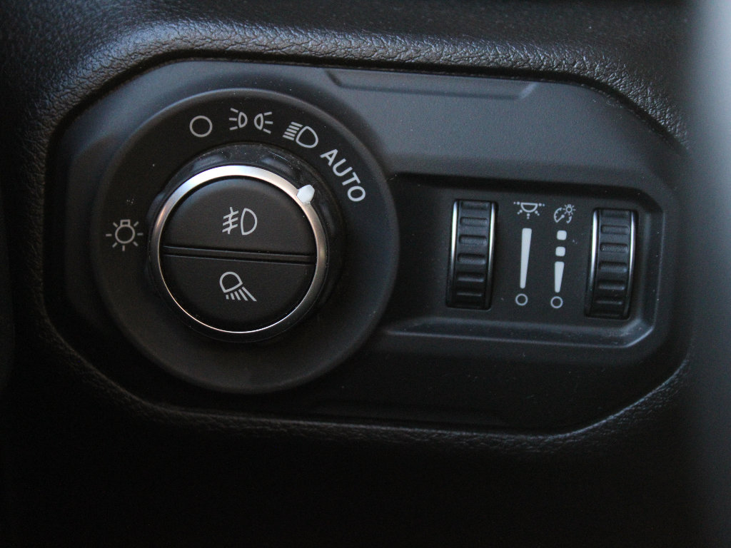 Used 2020 Jeep Gladiator Sport w/ Quick Order Package 24S image 24