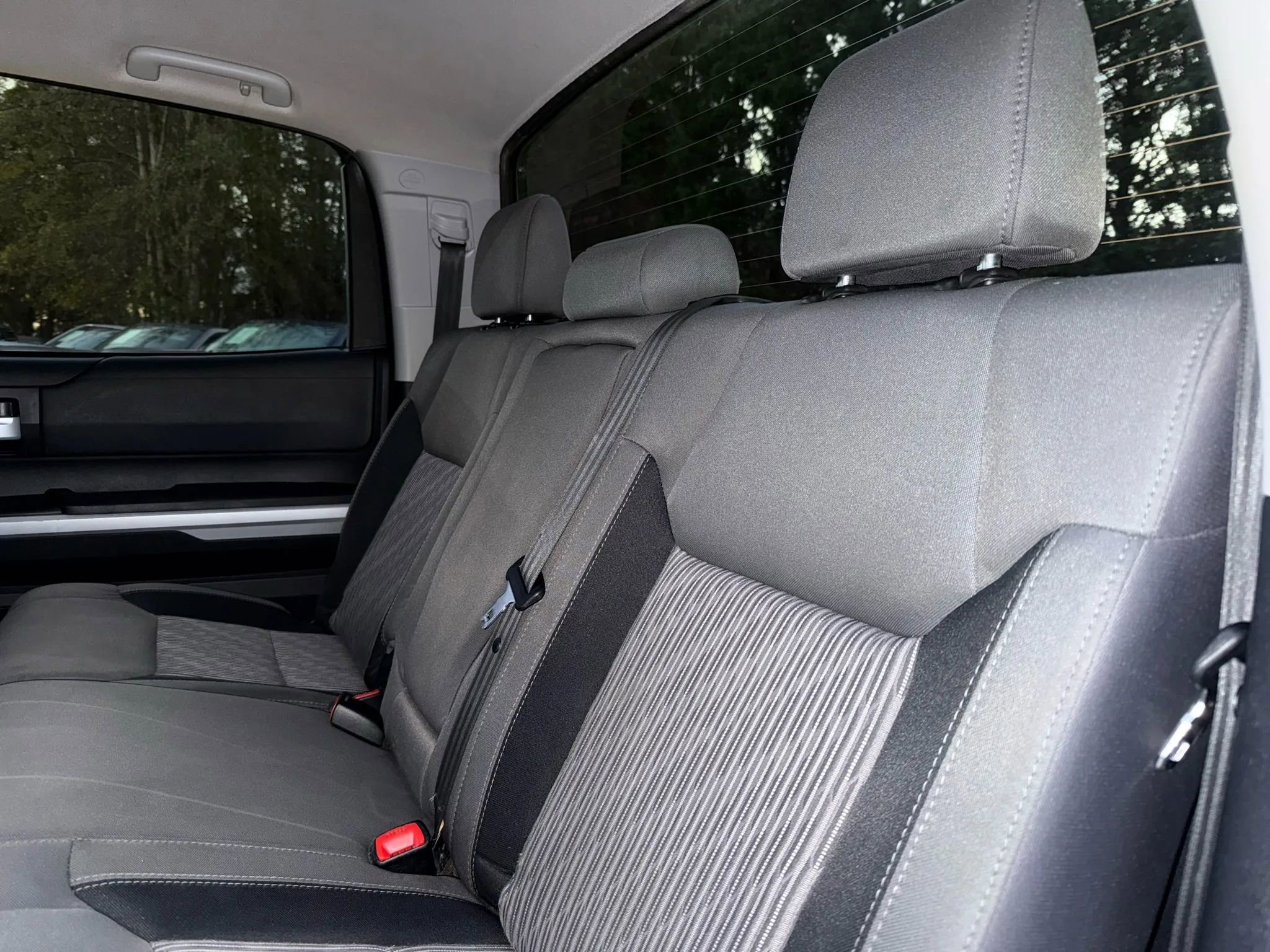 Used 2015 Toyota Tundra SR5 image 21