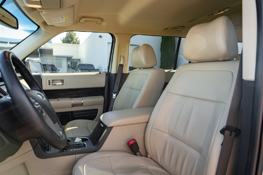 Used 2018 Ford Flex SEL w/ Equipment Group 202A AWD/4WD image 22